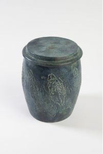 ©Elsbeth Pluimers - Tabouret 'Change the ceiling' - Bronze - Ø 24, h 31 cm - 2023